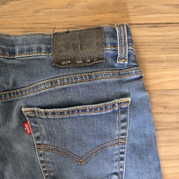 Men's Levi's Jeans - Picture 2 of 4